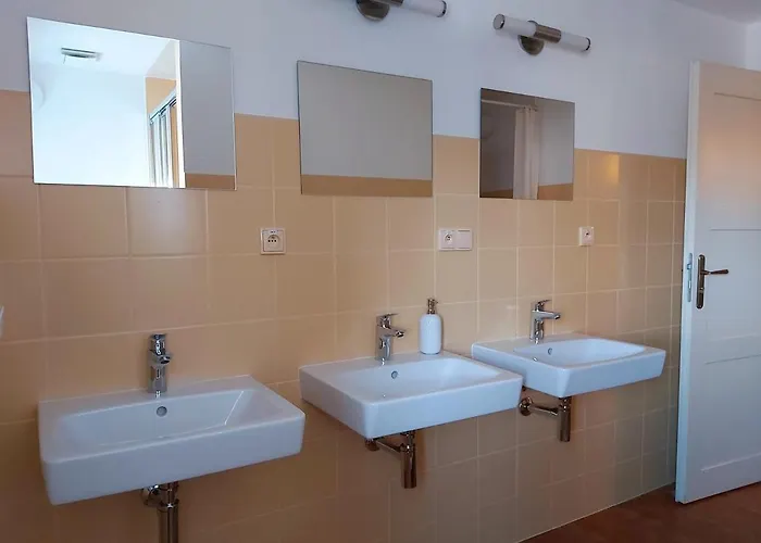 מלון Prezidentska